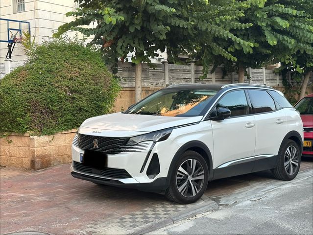 פיג'ו 3008