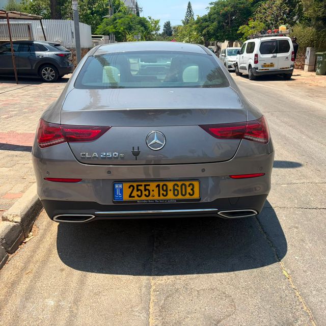 מרצדס-בנץ CLA