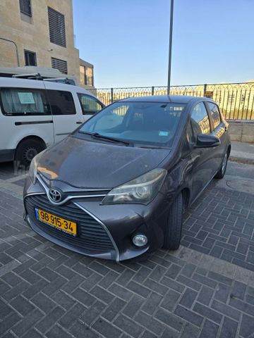 מודעת רכב טויוטה יאריס
