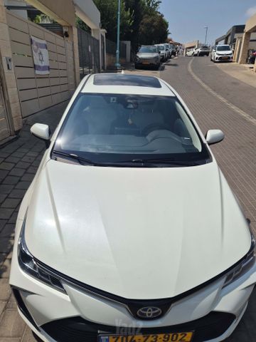 טויוטה קורולה
