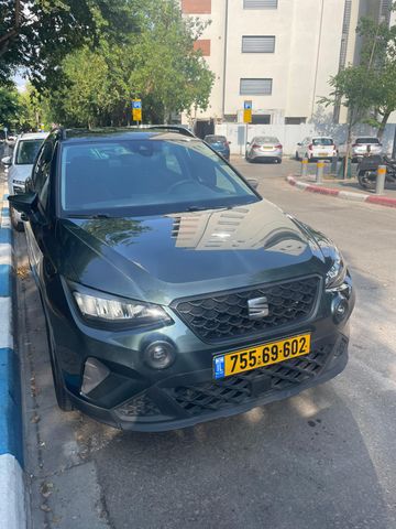 סיאט ארונה