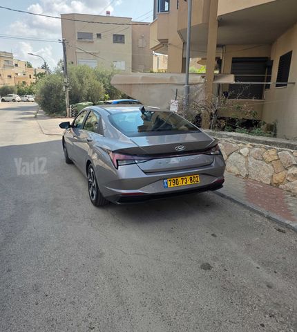 יונדאי אלנטרה