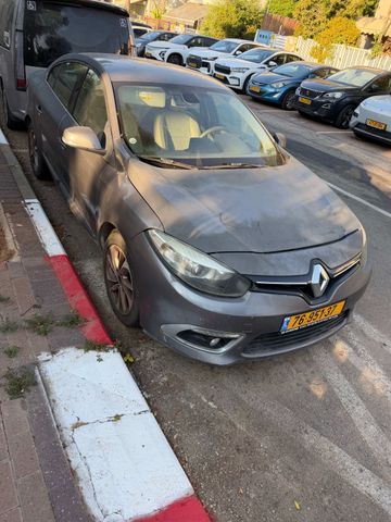 פלואנס Privilege אוט׳ דיזל 1.5 (110 כ״ס)
