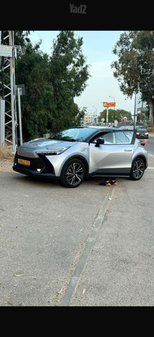 טויוטה C-HR