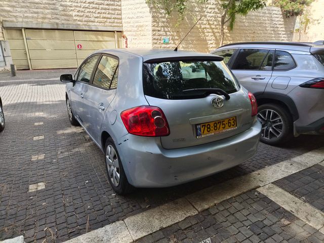 טויוטה אוריס