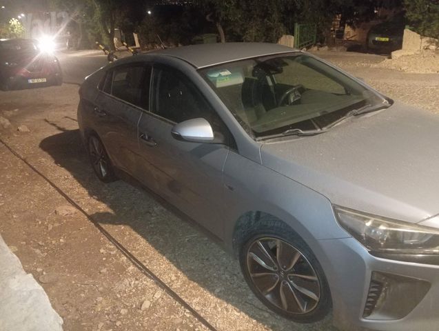 מודעת רכב יונדאי איוניק