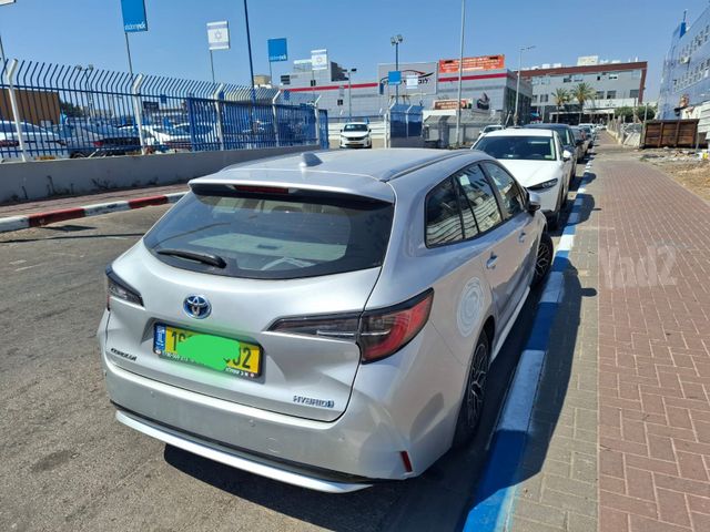 מודעת רכב טויוטה קורולה