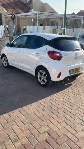 יונדאי i10