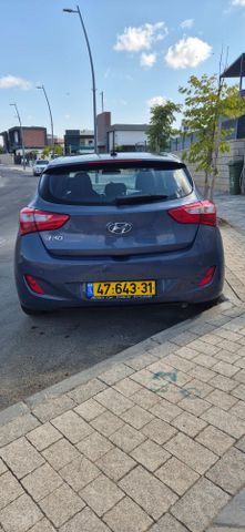 יונדאי i30