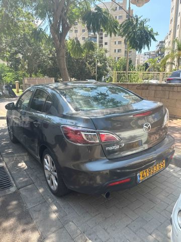 מאזדה 3
