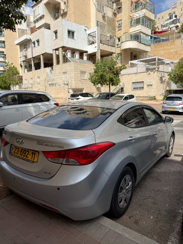 יונדאי I35
