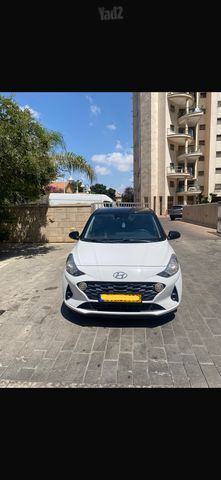 יונדאי i10