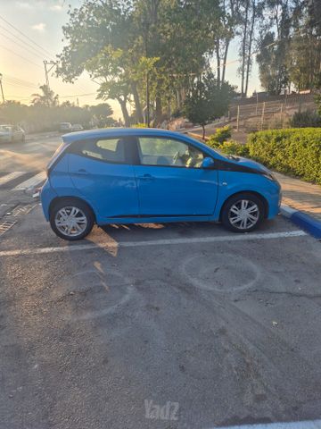 מודעת רכב טויוטה אייגו