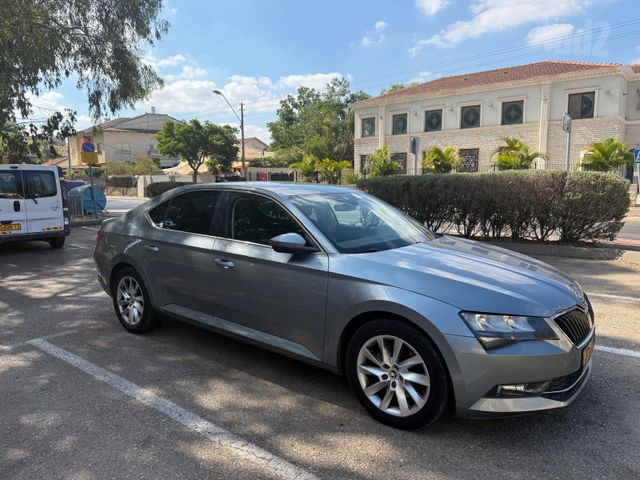 סקודה סופרב