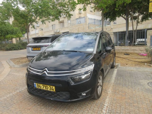 מודעת רכב סיטרואן C4 פיקאסו