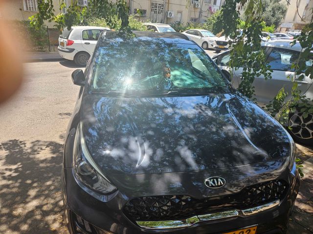קיה נירו