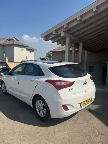 יונדאי i30