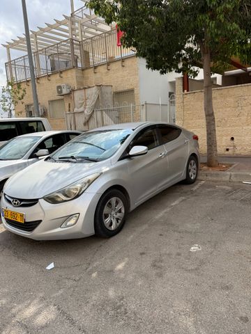 יונדאי I35