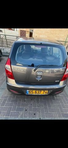 יונדאי i10