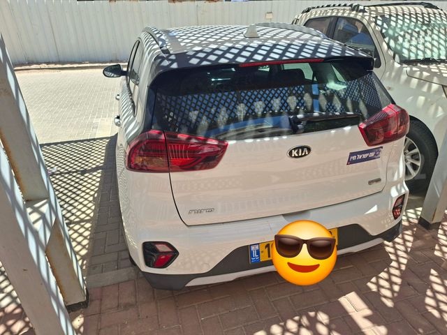 קיה נירו