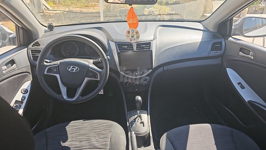 יונדאי אקסנט i25