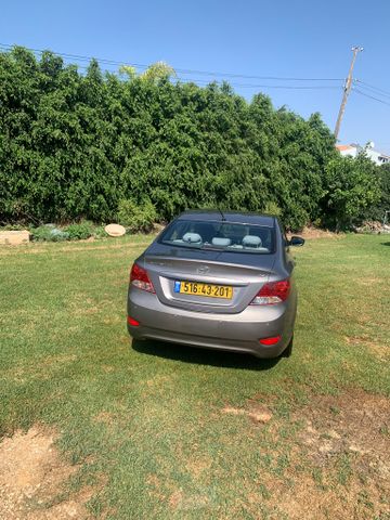 יונדאי אקסנט i25