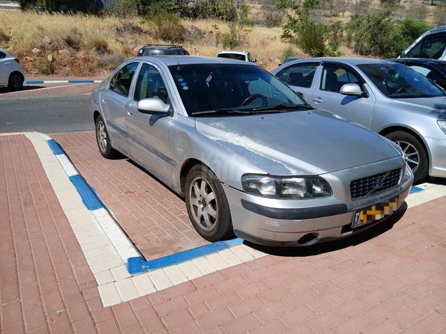 וולוו S60
