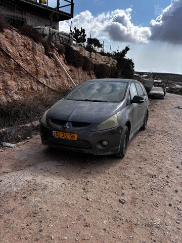 מודעת רכב מיצובישי גרנדיס