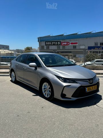 טויוטה קורולה