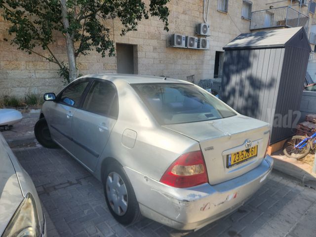 טויוטה קורולה