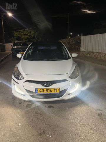 יונדאי i30