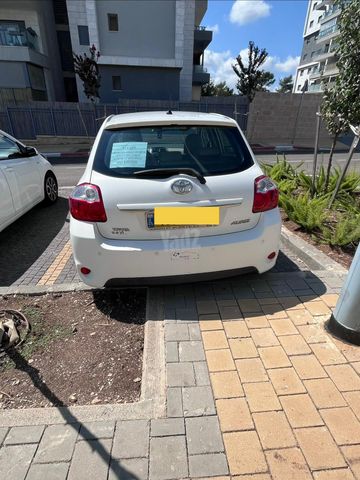 טויוטה אוריס