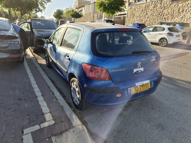 מודעת רכב פיג'ו 307