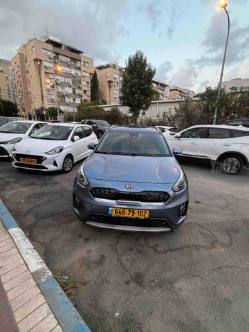 קיה נירו