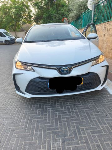טויוטה קורולה