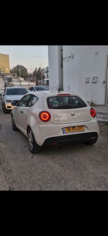 מודעת רכב אלפא רומיאו מיטו