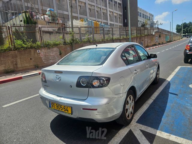 מאזדה 3