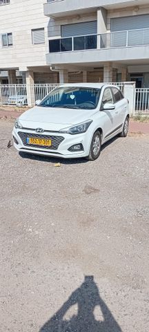מודעת רכב יונדאי i20