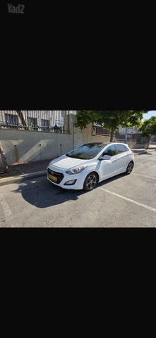יונדאי i30