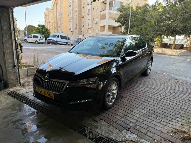 מודעת רכב סקודה סופרב