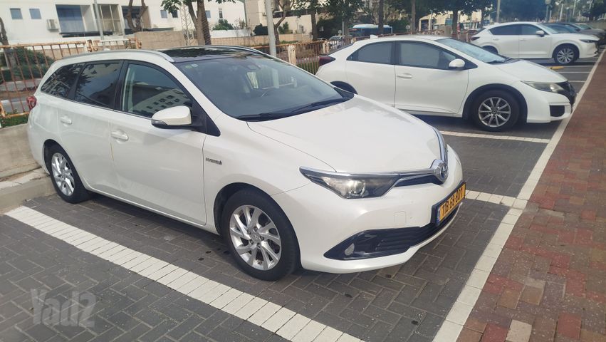 טויוטה אוריס