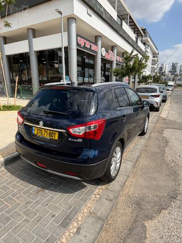 סוזוקי קרוסאובר