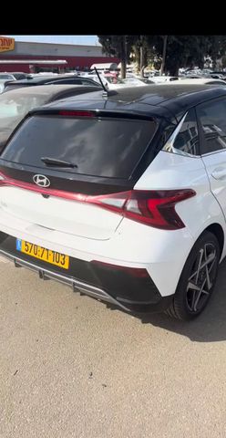 יונדאי i20