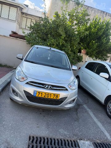 יונדאי i10