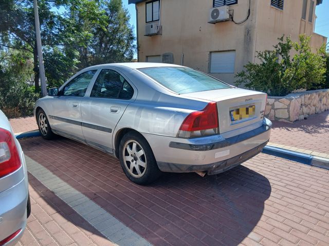 וולוו S60