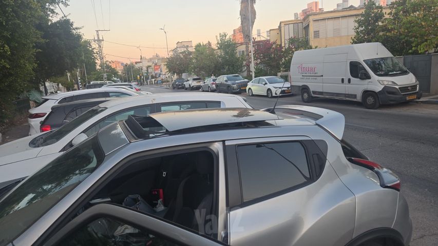 ניסאן ג'וק