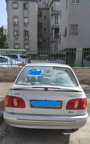 טויוטה קורולה