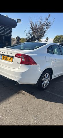 וולוו S60