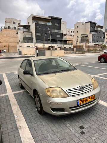 טויוטה קורולה