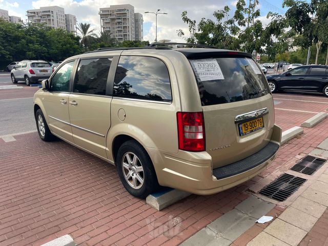 קרייזלר גראנד וויאג'ר